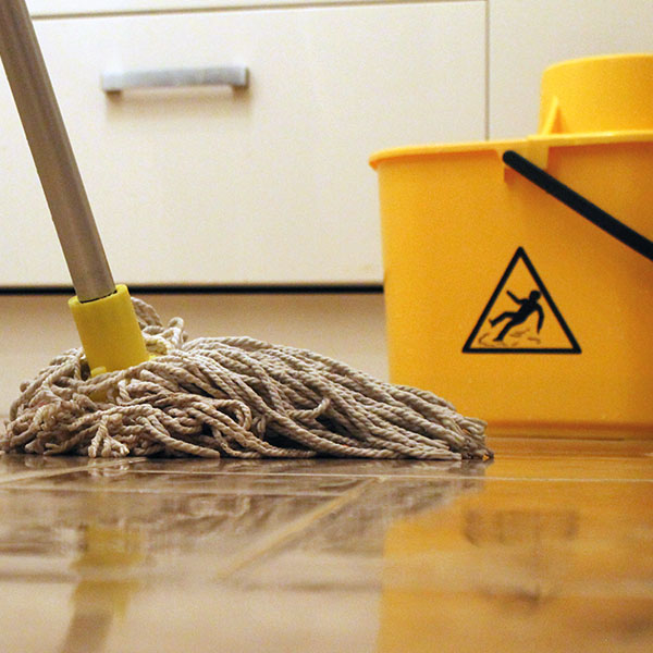 Socket Mop, floor cleaning with a bucket and wringer.
